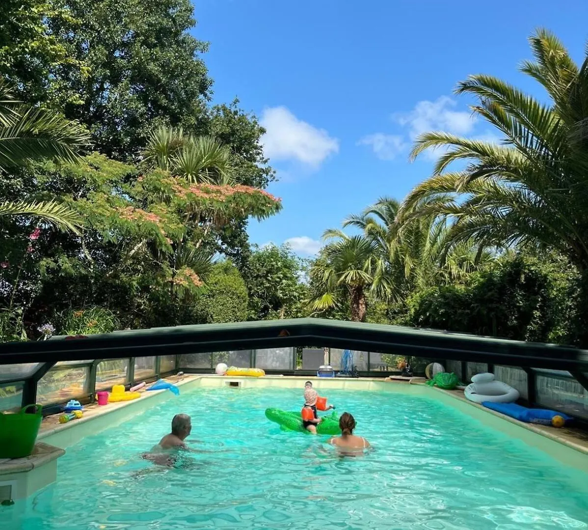 Bed & Breakfast Chambre D'Hotes Proche Mer Avec Acces Piscine Locmaria-Plouzane